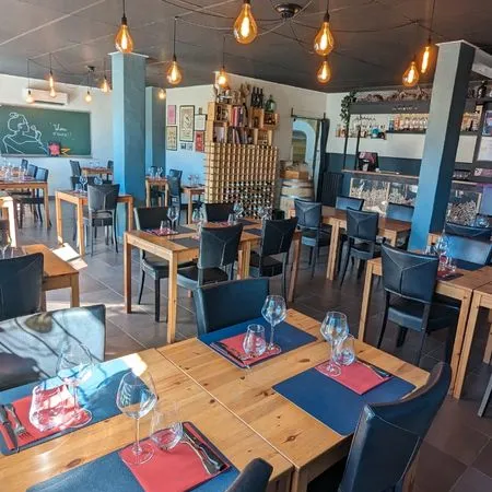 Fond de commerce restaurant + appartement