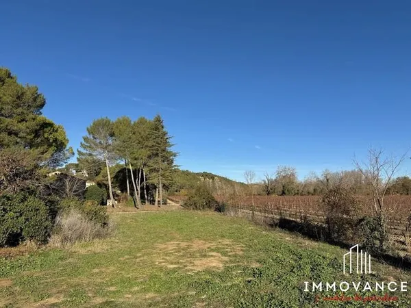 Terrain 1222 m²