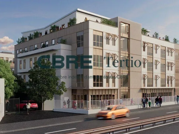 Bureau 3700 m²