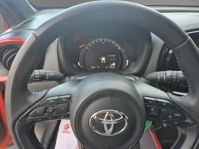 Toyota Aygo 1.0 vvt-i 72 design — photo 16