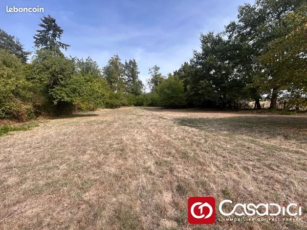 Terrain 1815 m² Decize
