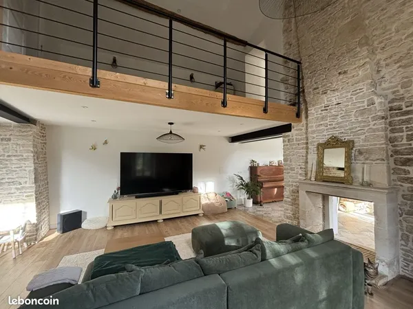 Longère 7 pièces 184 m²