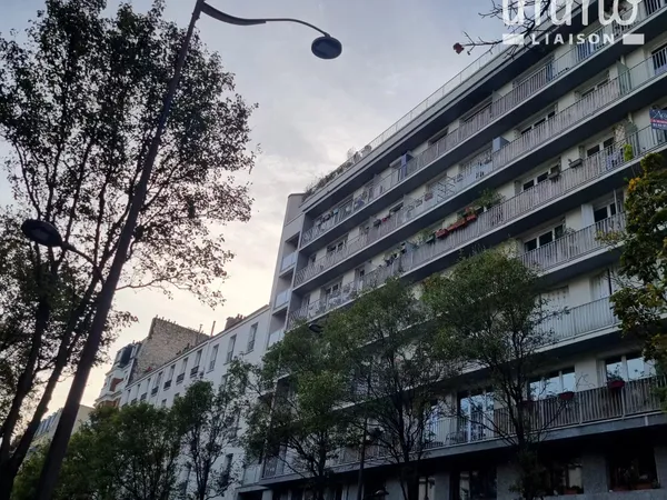 Paris 18e – 3 pièces à rénover – Emplacement stratégique