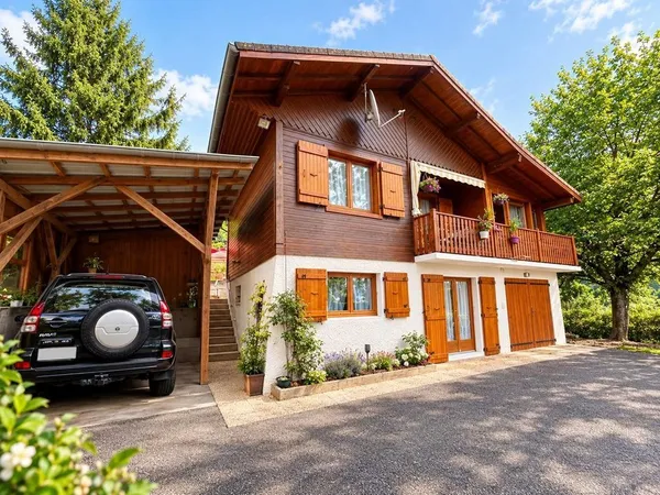 BONNE SUR MENOGE - CHALET SAVOYARD 97 M² TYPE T4 - TERRAIN 1