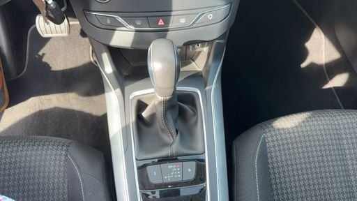 Peugeot 308 SW 1.5 BlueHDi 130 EAT6 - Active Business – 2019 – 146443 km – Diesel – Boîte Automatique — photo 22