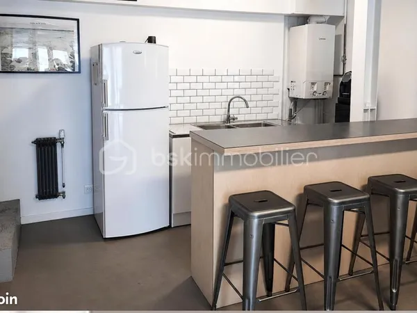 Local 121 m²