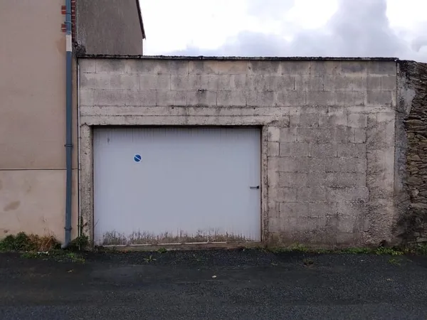 GARAGE CENTRE VILLE VIHIERS