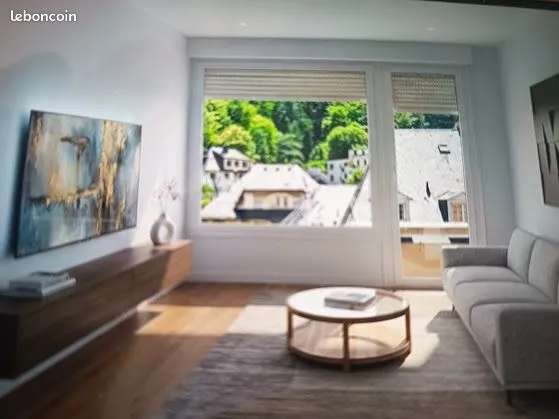 Appart. 69 m2 sud balcon Curial résidentiel