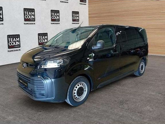 Toyota PROACE Toyota Proace Verso Medium 2.0 140 D-4D Dynamic MC24