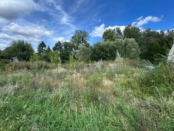 Terrain 1170 m²