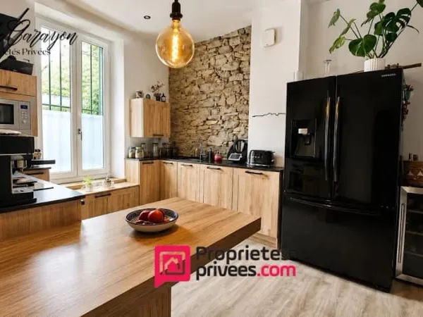Maison 7 pièces 194 m²