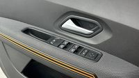Dacia Sandero 1.0 TCe 90ch Stepway Confort — photo 16