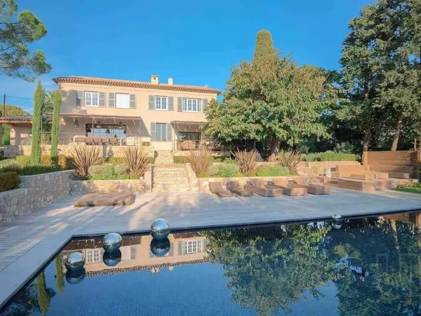 Achat : Maison Mougins (06250)