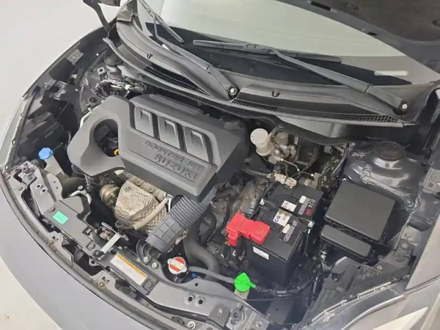 Suzuki Swift 1.0 boosterjet auto — photo 61