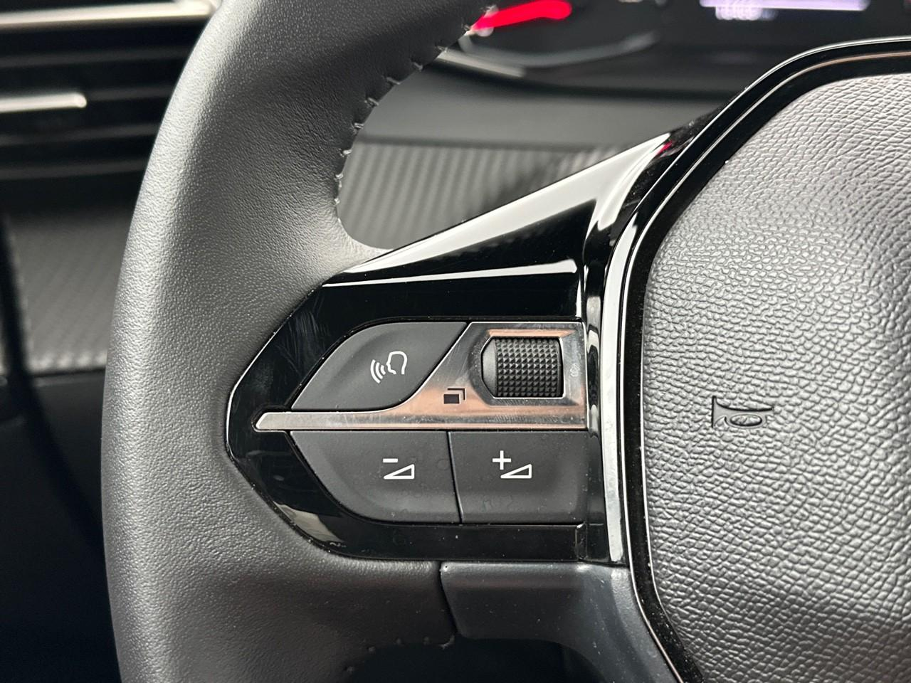 Peugeot 2008 100 s&s bvm6 style — photo 20