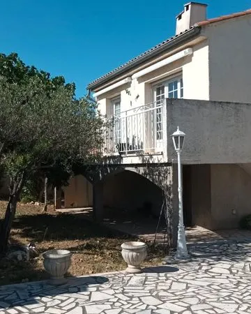 Maison familiale à Marguerittes - calme et potentiel
