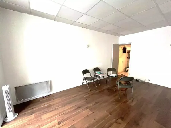 Bureau 1 pièce 23 m²