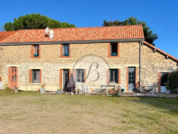 Maison de caractère 5 chambres