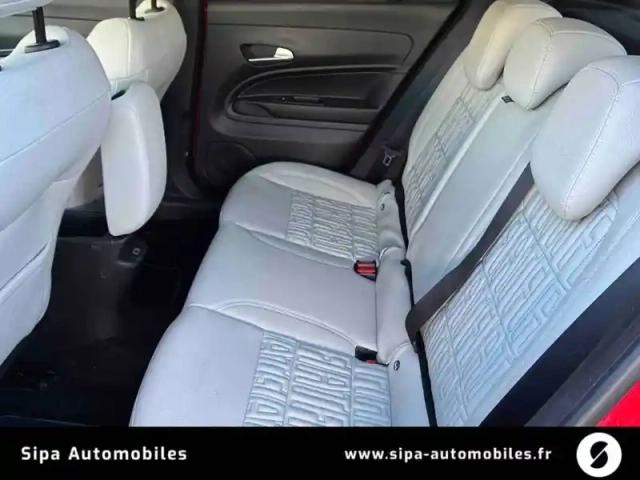 Fiat 600 1.2 hybrid 100ch dct6 — photo 13