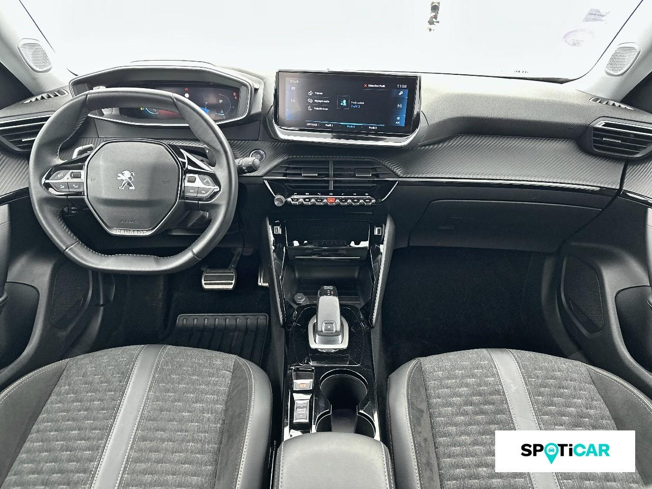 Peugeot 2008 1.2 puretech 130ch s&s roadtrip eat8 — photo 8