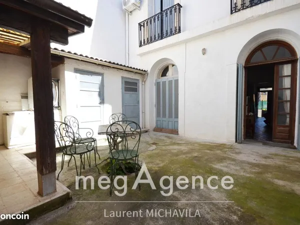 Maison 14 pièces 247 m²