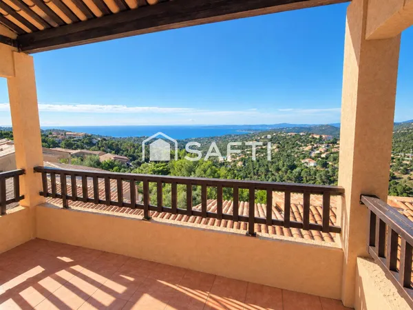 Appartement de plain pied avec superbe vue mer