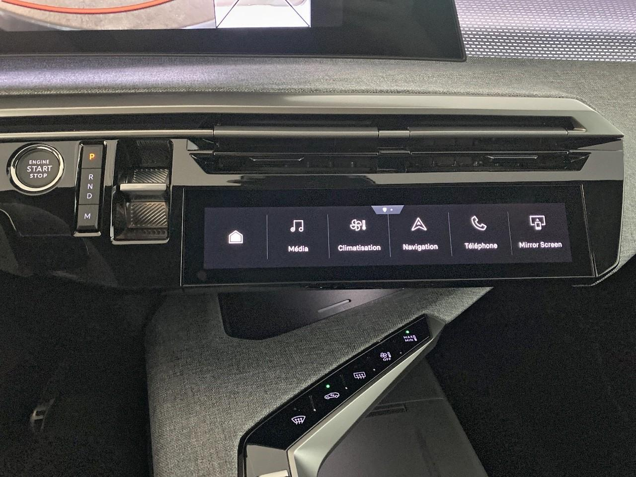 Peugeot 3008 hybrid 145 e-dcs6 gt — photo 17