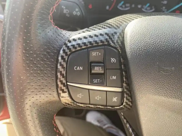 Ford Fiesta 1.0 ecoboost 140ch stop&amp;start st-line 5p euro6.2 — photo 17