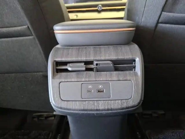 Nissan Ariya electrique 63kwh 218 ch — photo 19