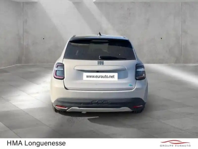Fiat 600 e 156ch 54kwh la prima — photo 5