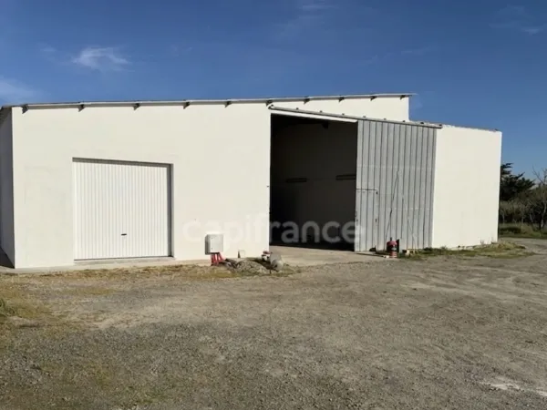 Parking/Garage/Box