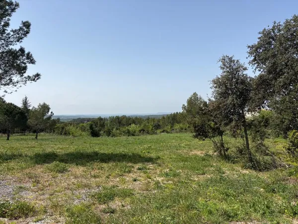 Terrain en individuel 200 m²