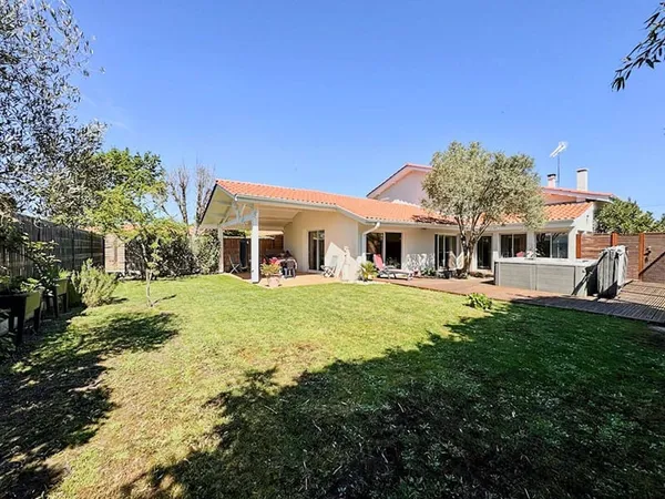 Maison 6 pièces 170 m²