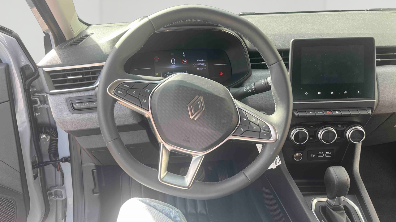 Renault Clio E-Tech full hybrid 145 ch GSR2 — photo 10