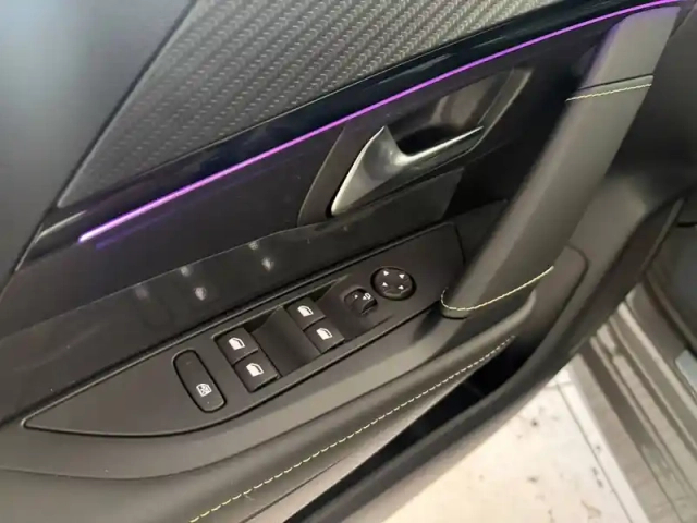 Peugeot 208 electrique 156ch 54 kwh — photo 17