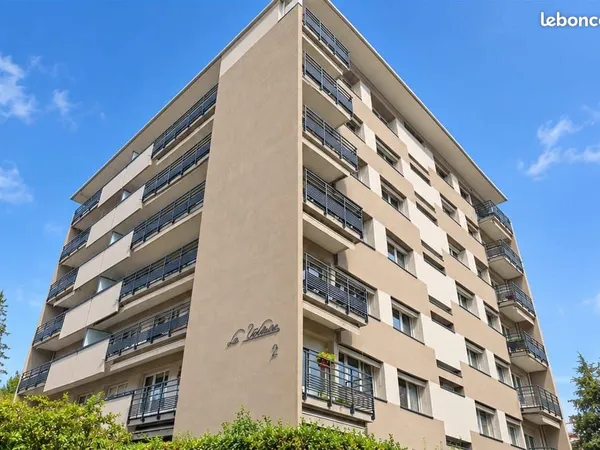 APPARTEMENT T4 MEUBLÉ - ANNECY LE VIEUX - 92m2