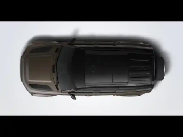 Land Rover Defender 110 2.0 p300e phev x-dynamic se — photo 4
