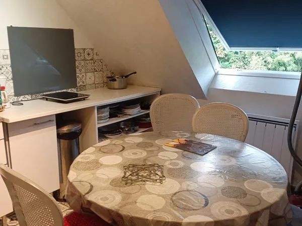 Chambre meublee