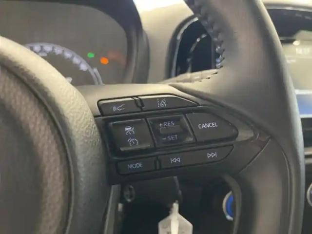 Toyota Aygo X 1.0 vvt-i 72ch design s-cvt my23 — photo 10