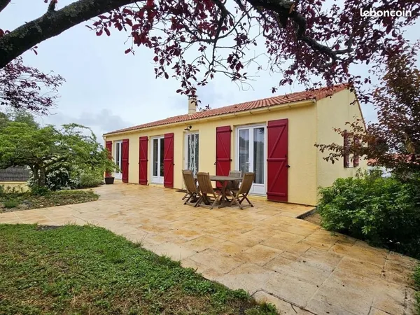 Maison 92 m² Cugand