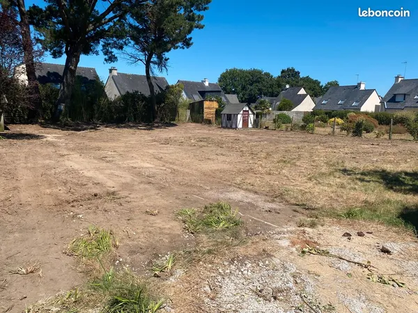 RARE A PIED VANNES terrain independant au centre hors lotissement et copro 2 MAISONS Possible