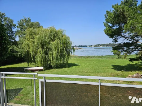Maison 7 pièces 210 m²