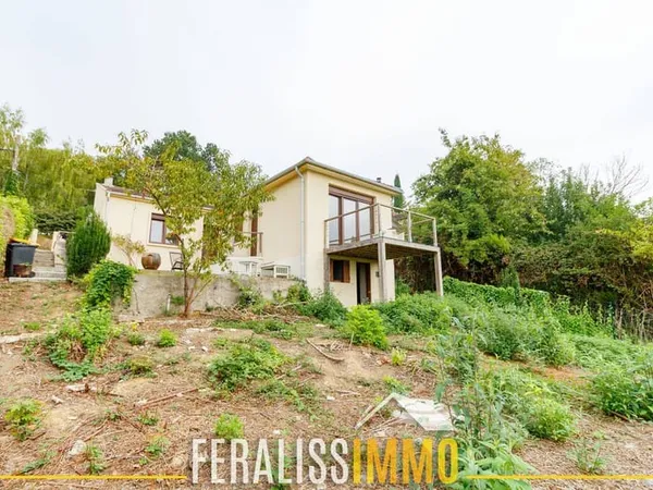 Maison de plain-pied 5 pièces 93 m²