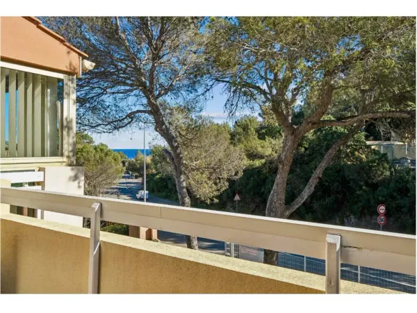 Le Dramont - 2 chambres, aperçu mer, location saisonnière en activité