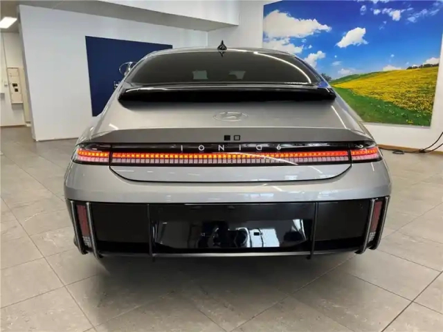 Hyundai Ioniq 6 77 kwh 229 ch — photo 3