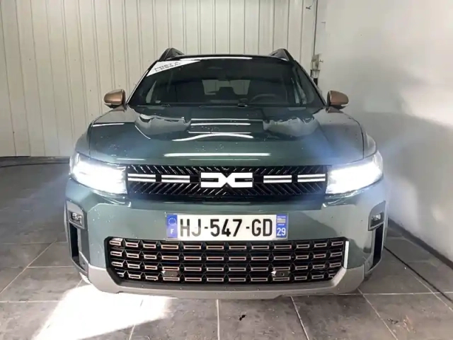 Dacia Bigster hybrid-g 150 4x4 — photo 34