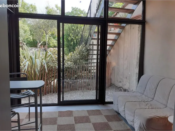Coquet studio meublé 29 m2 Bouzigues