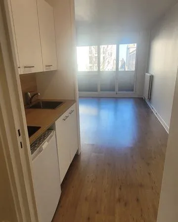 Studio 1 pièce 32 m²