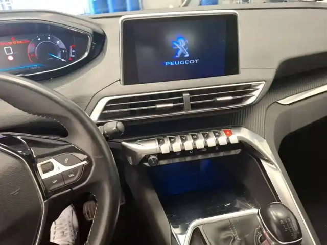 Peugeot 3008 bluehdi 130ch s&amp;s bvm6 — photo 14