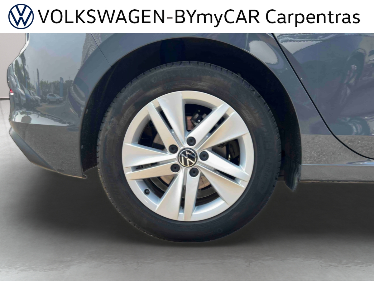 Volkswagen Golf 1.0 eTSI OPF 110 DSG7 — photo 19